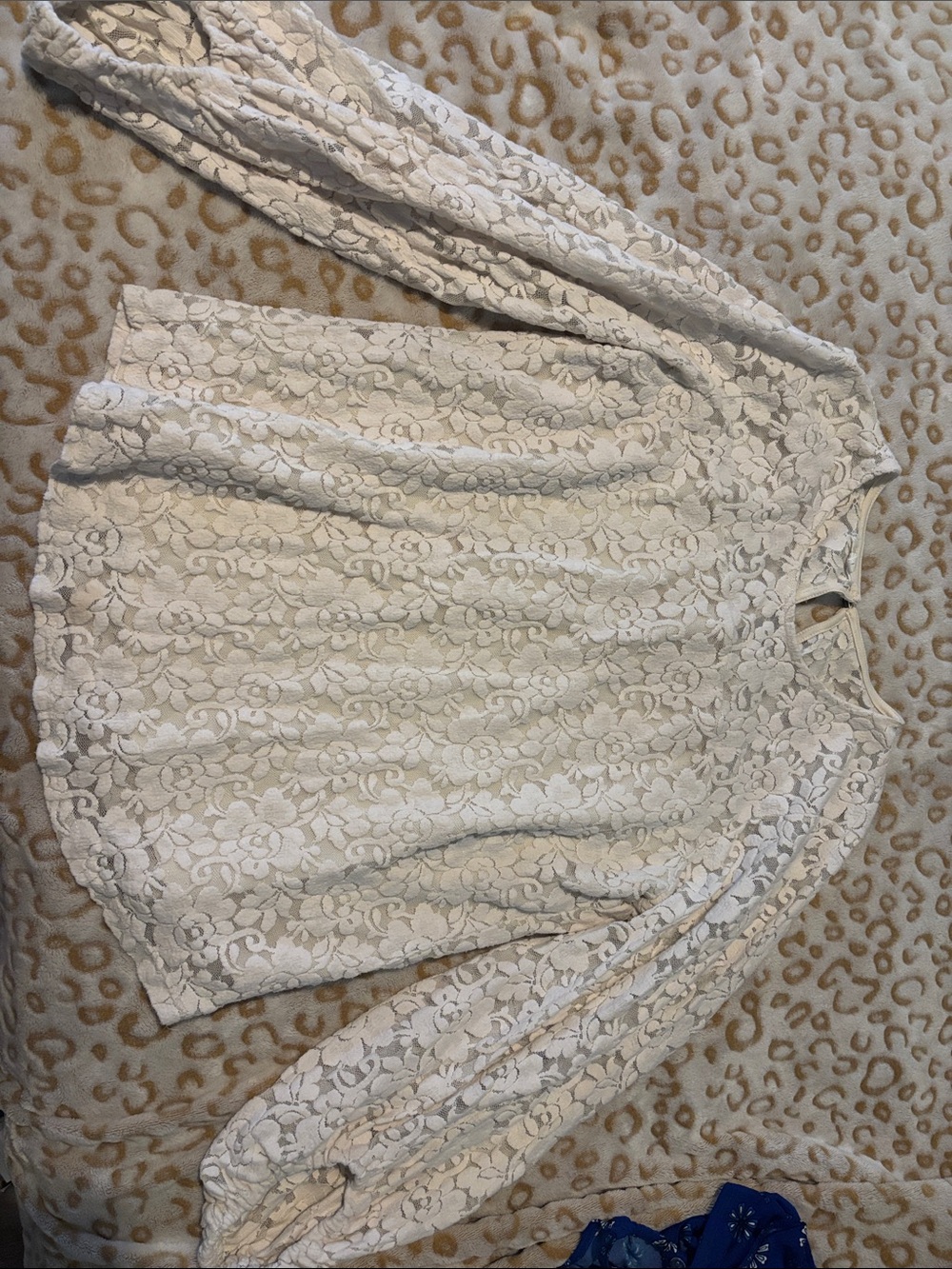 Lace Long-Sleeve Women's Top — White